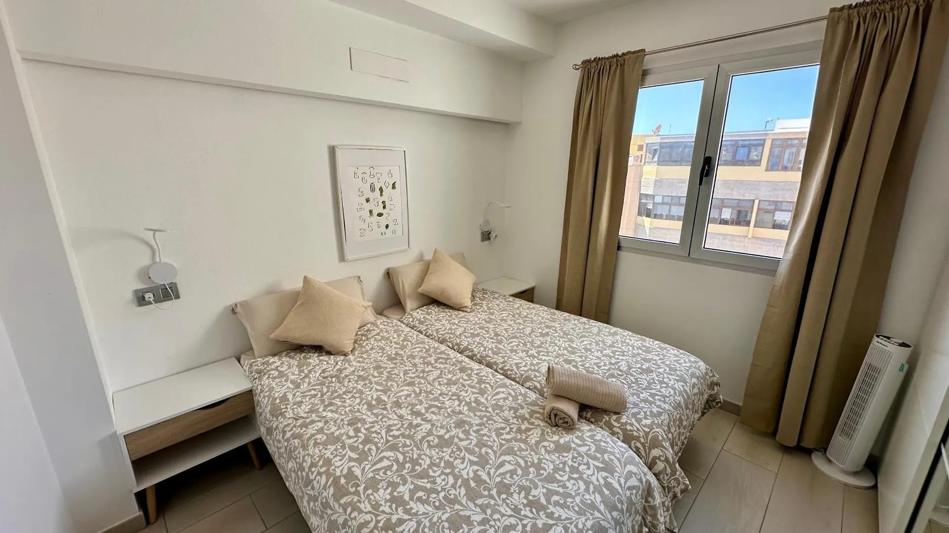לאס פאלמס דה גראן קנאריה Escondite Sereno - 50M Las Canteras Beach לאס פאלמס דה גראן קנאריה